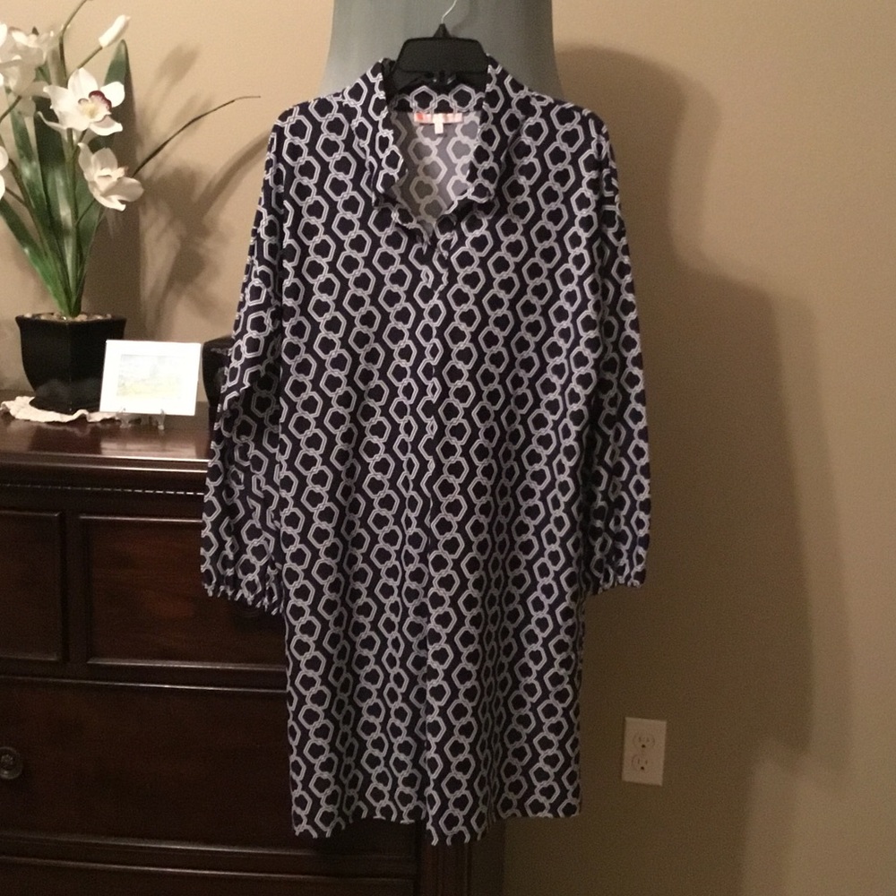 Jude Connally-NWOT-Women’s Navy and White Hexagon Dress